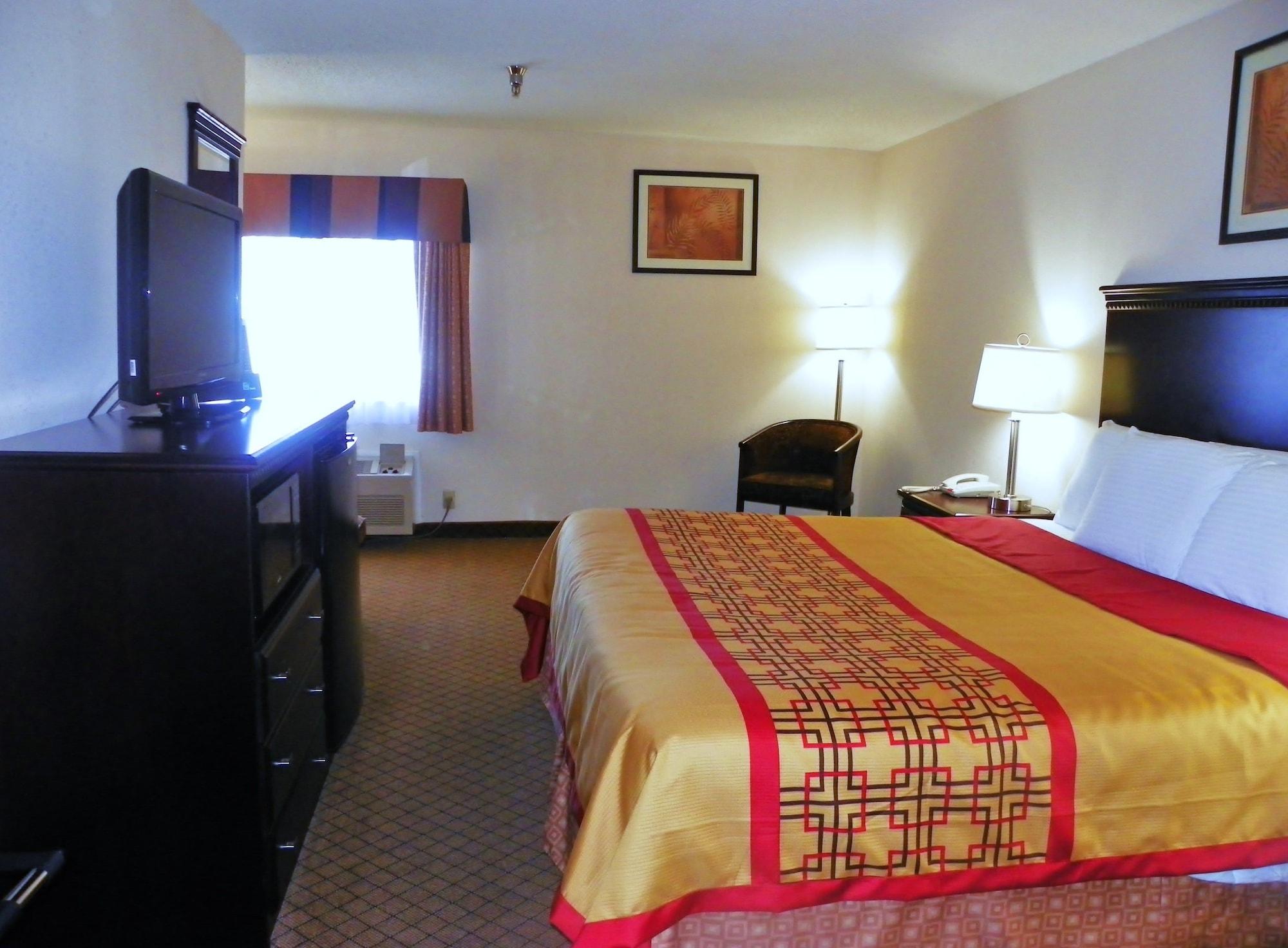 Royalton Inn&Suites Upper Sandusky Exterior foto